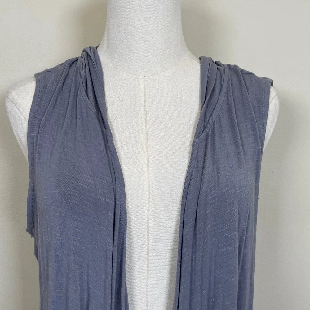LOGO‎ Lori Goldstein Hooded Vest Women M Blue Gray Sleeveless Open Front Draped